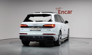 Q7 (4M)
