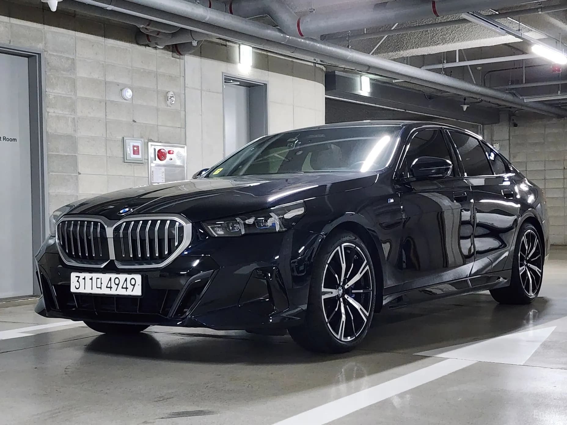 5 Series (G60)