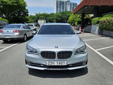 7 Series (F01)