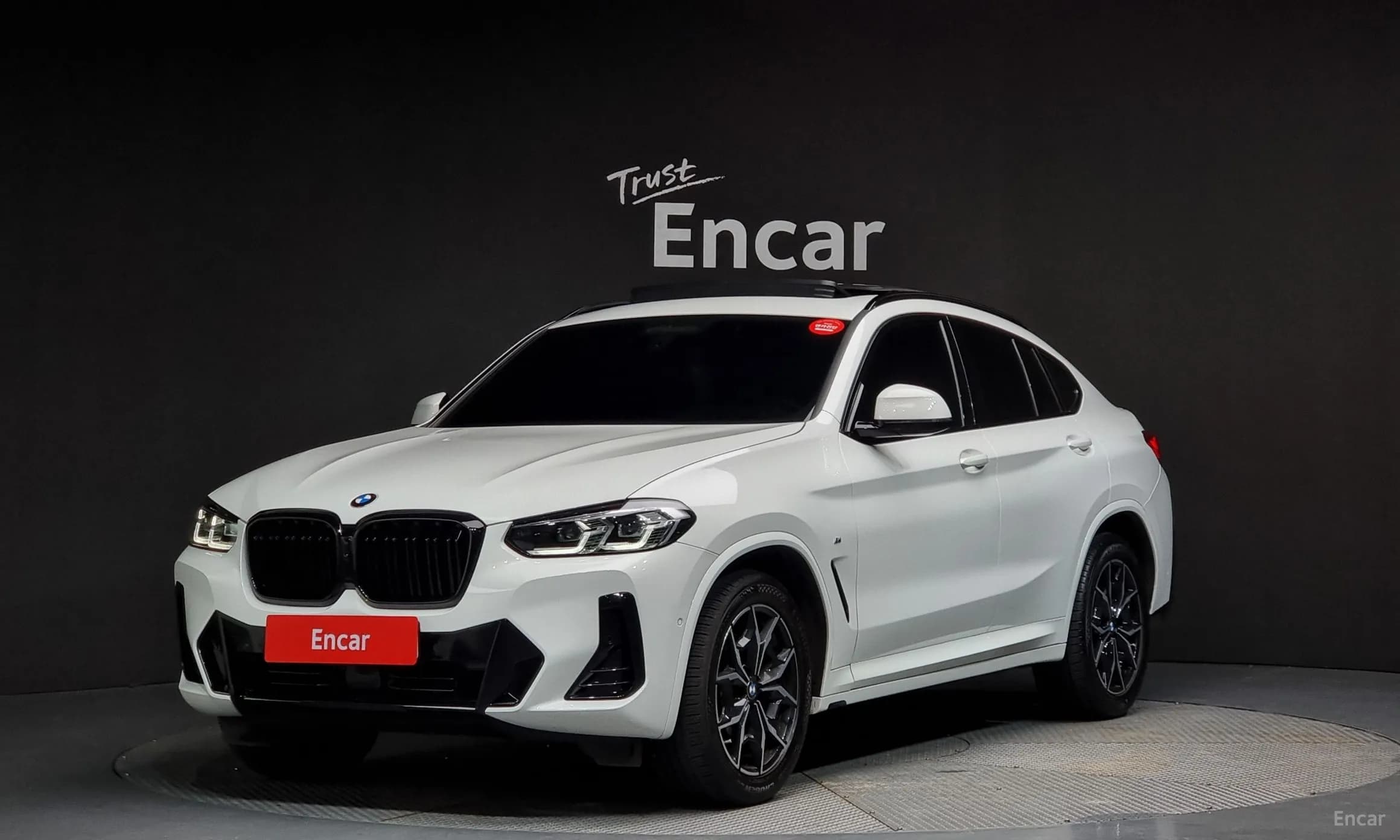 X4 (G02)