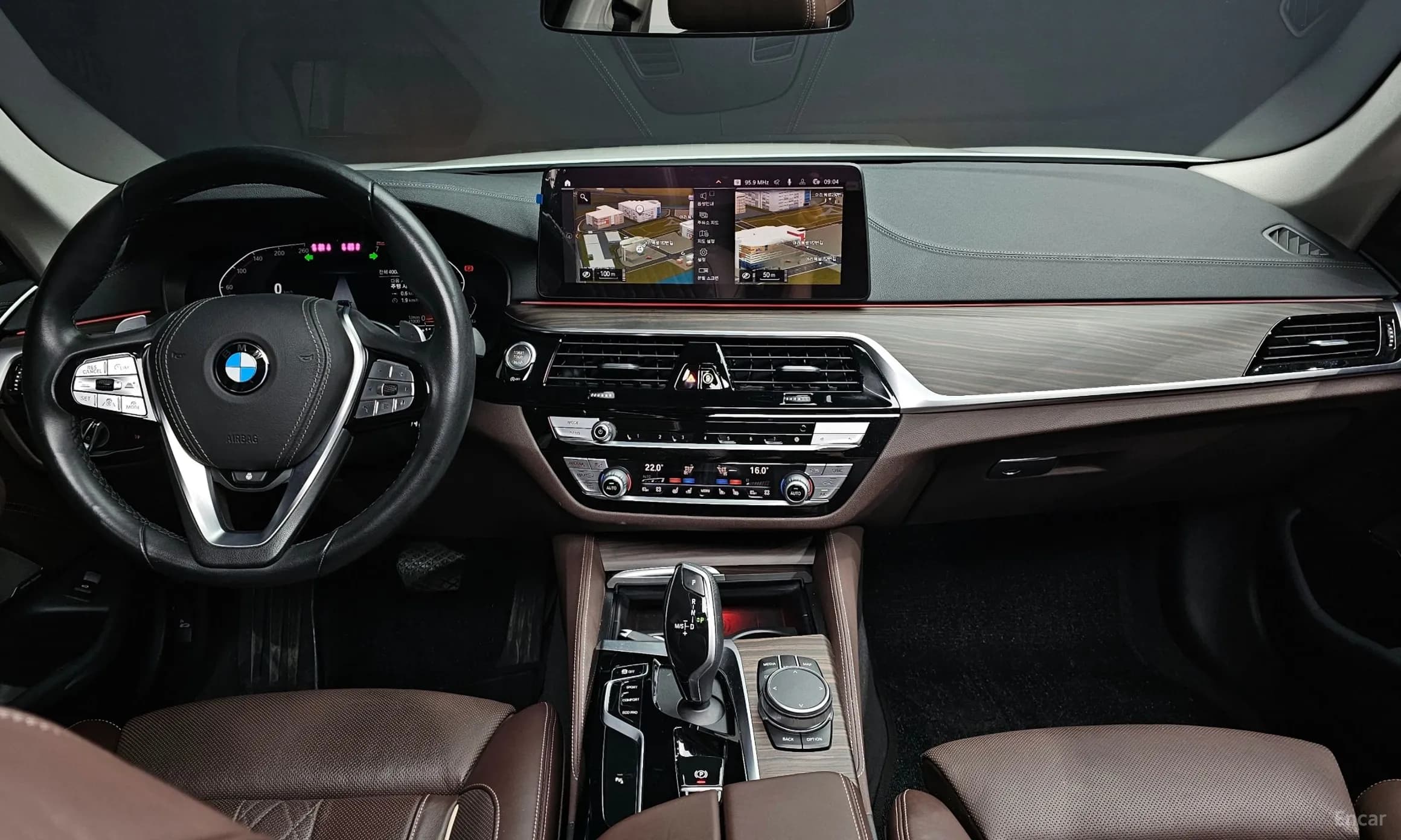5 Series (G30)