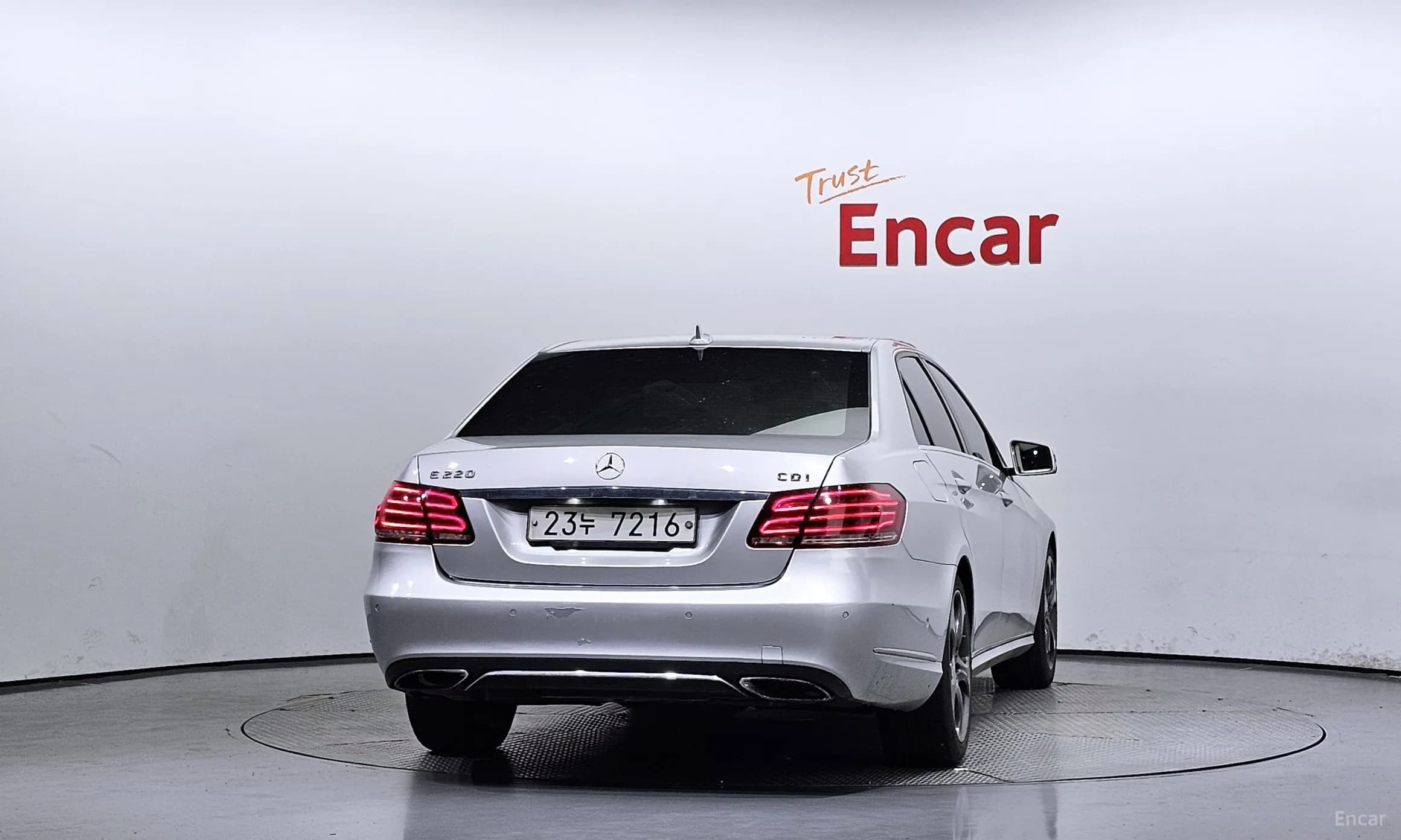 E-Class W212