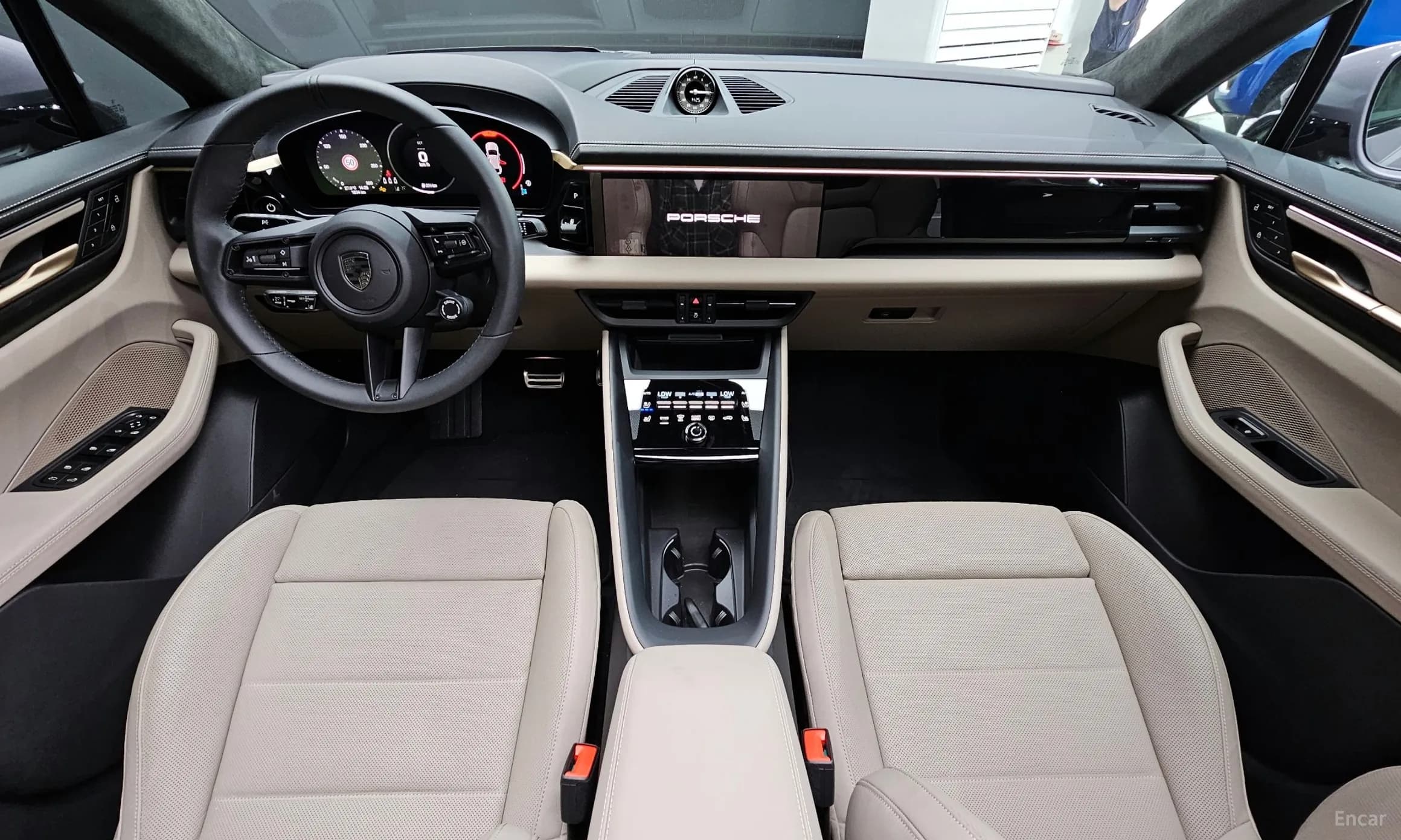Macan EV