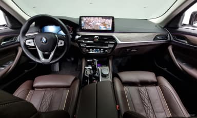 5 Series (G30)