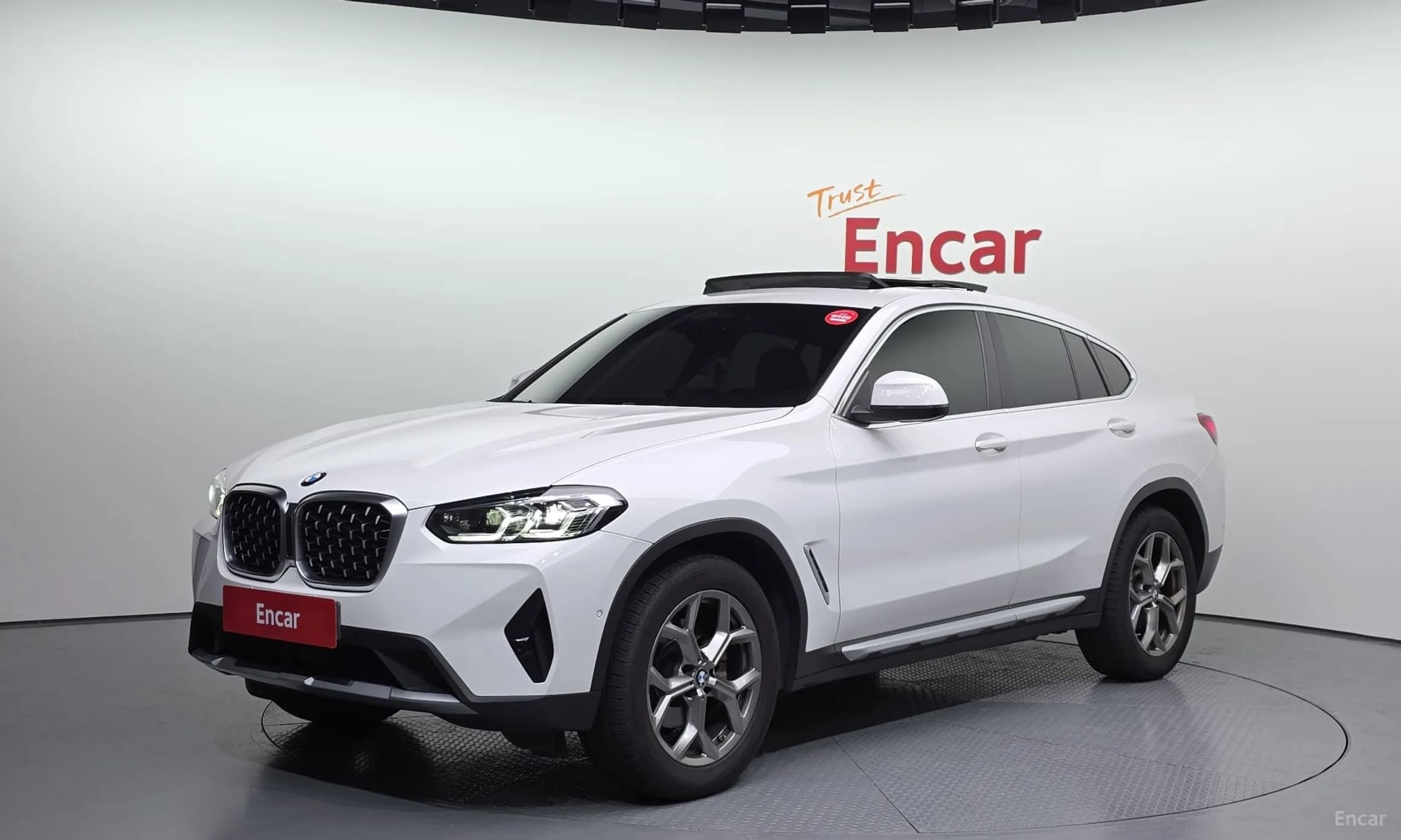 X4 (G02)