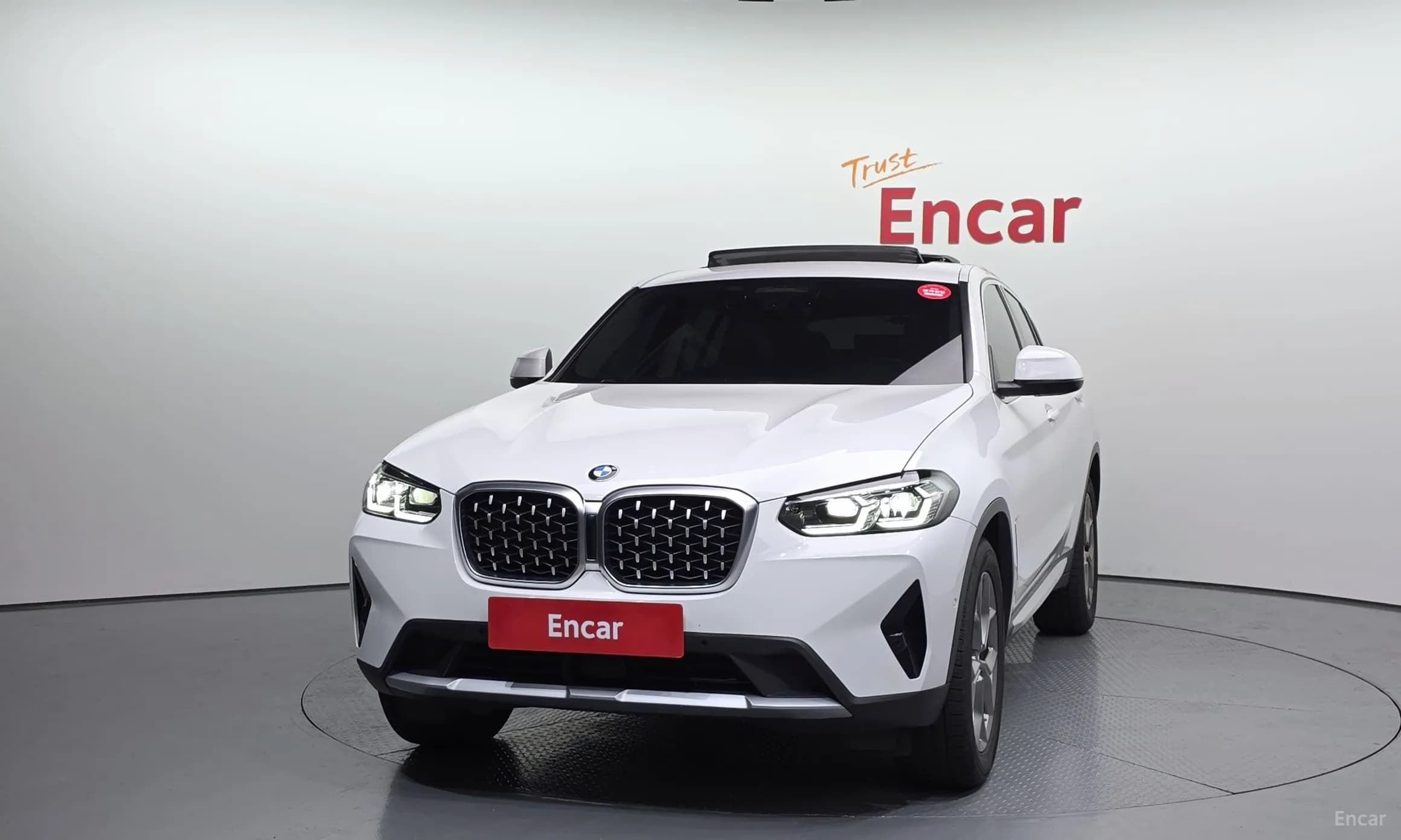 X4 (G02)