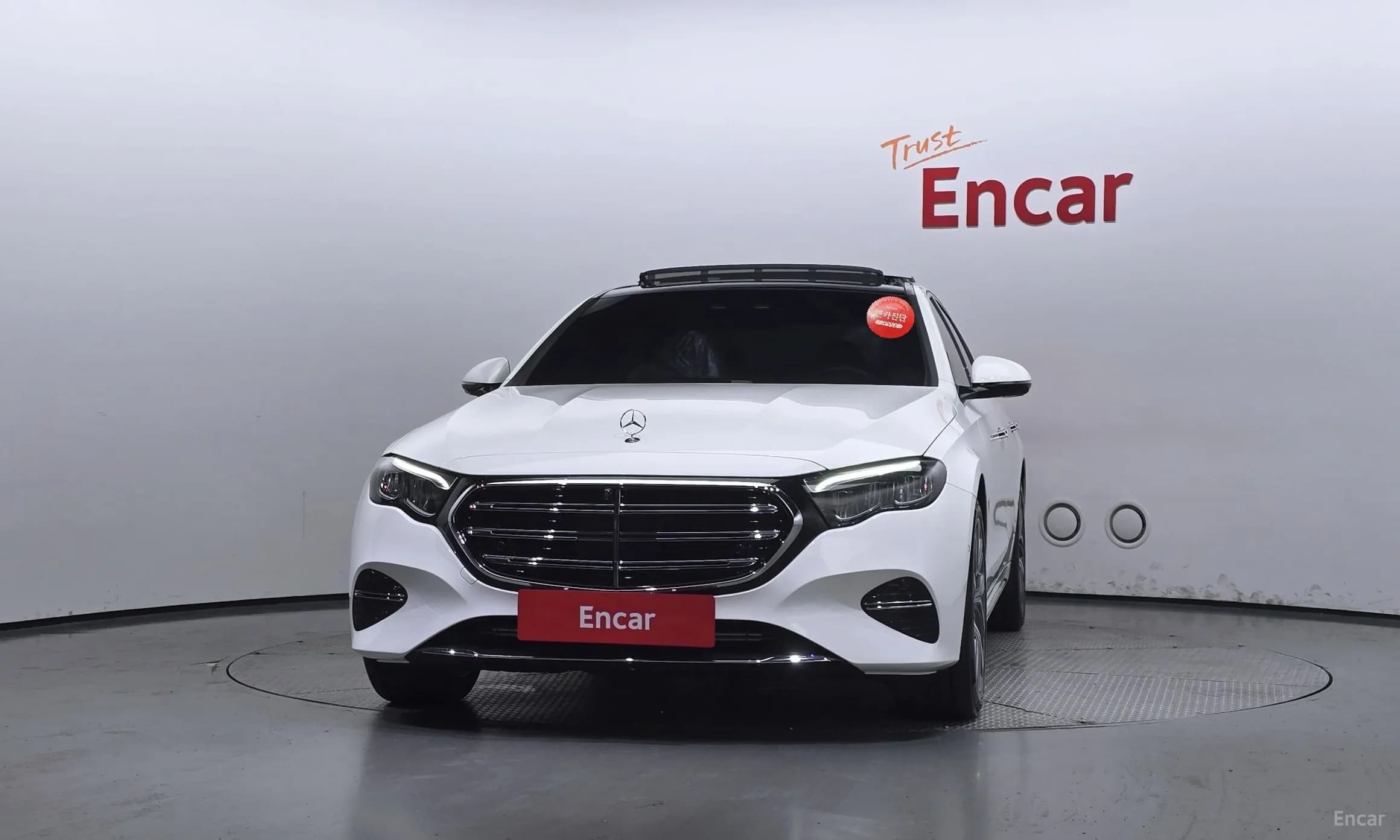 E-Class W214