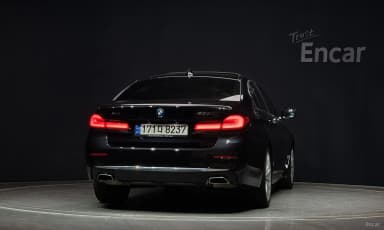 5 Series (G30)
