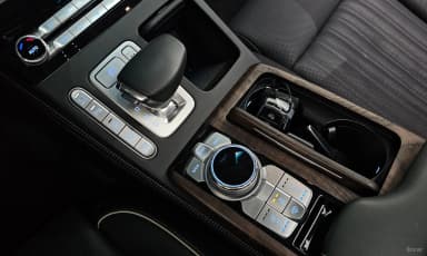 G90