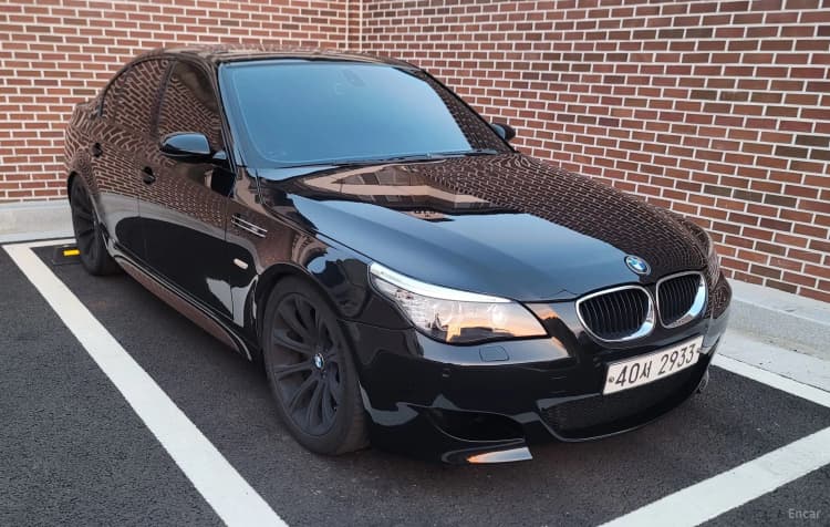 M5 (E60)