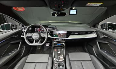 S3 (8Y)