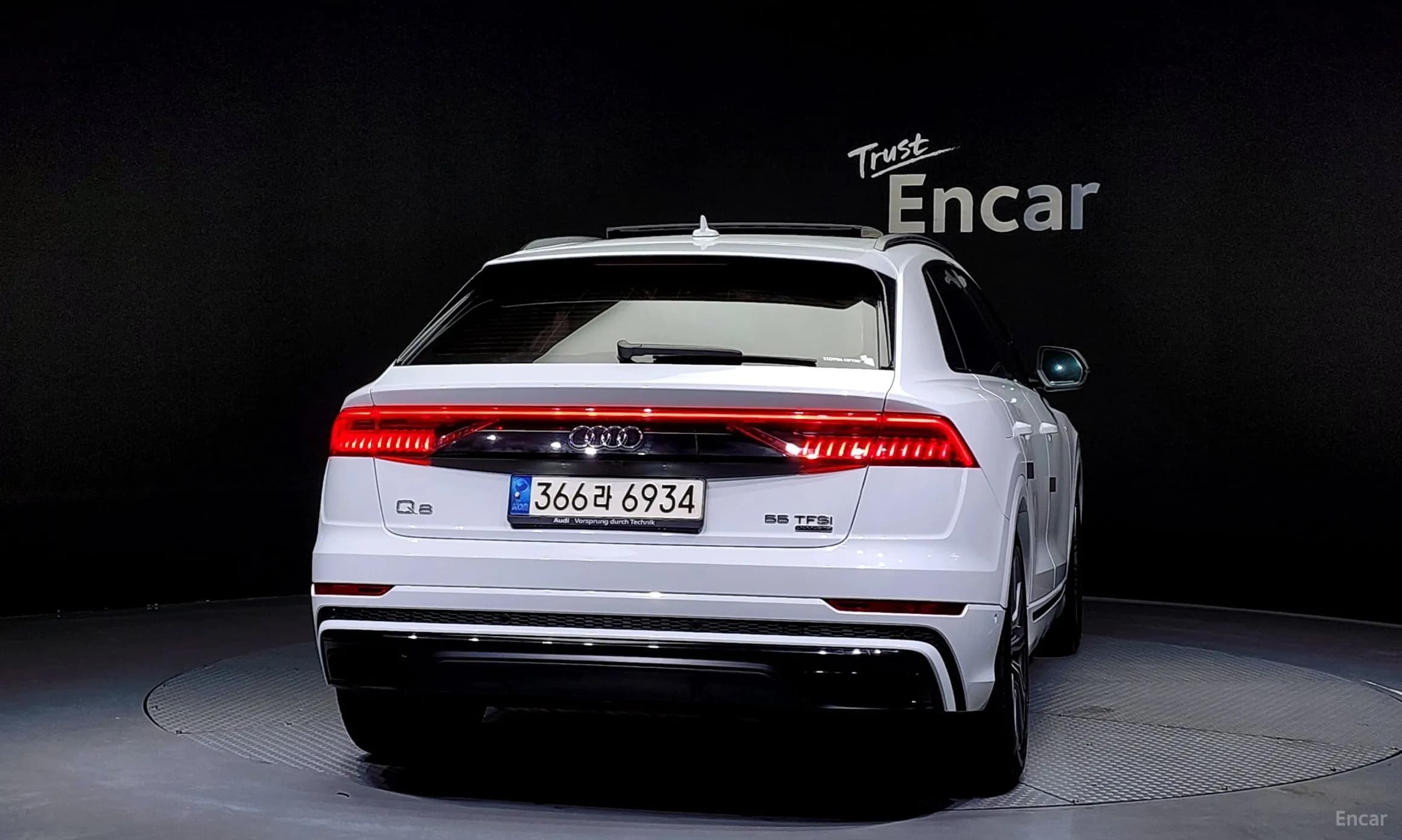 Q8 (4M)
