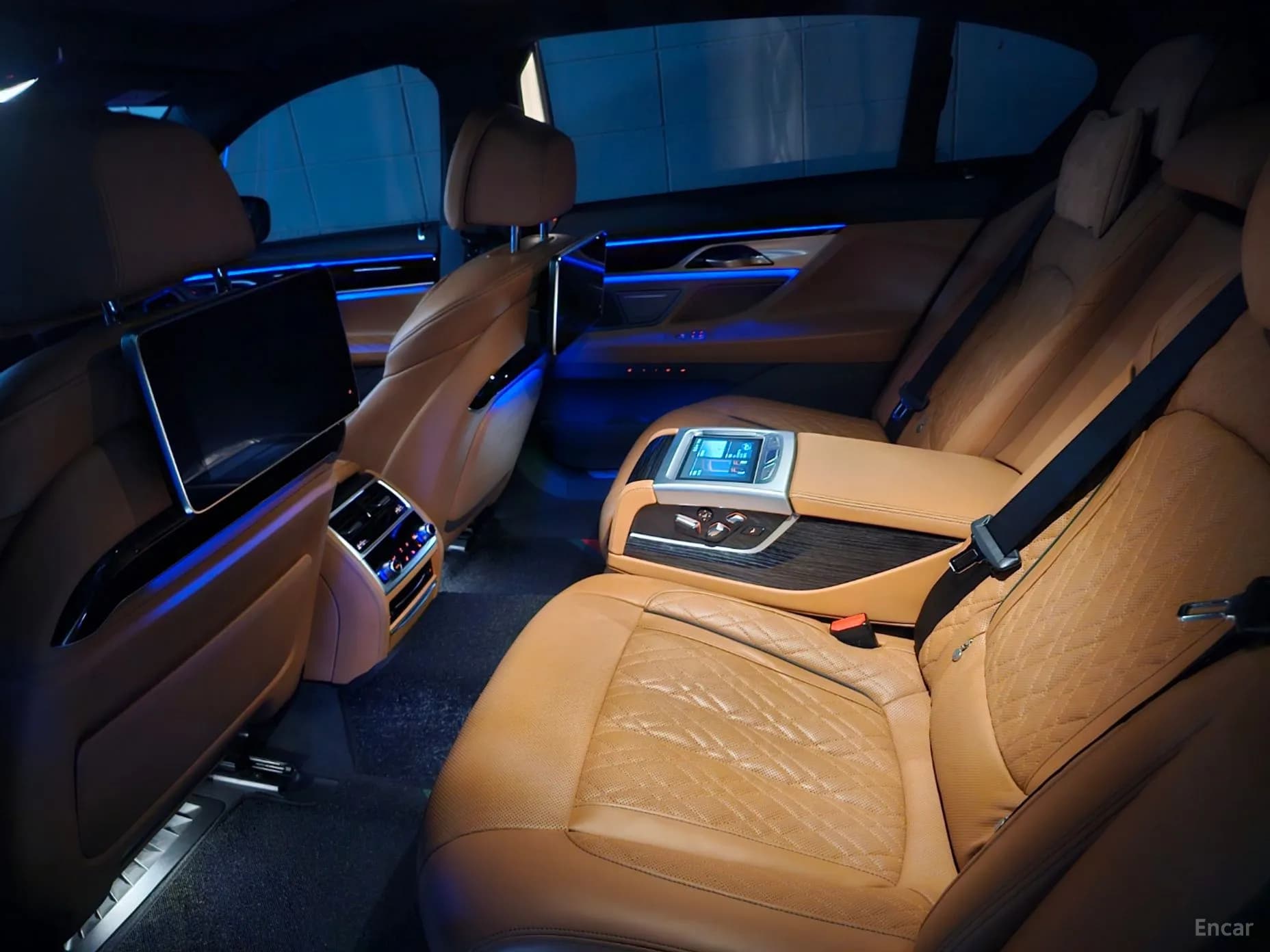 7 Series (G11)
