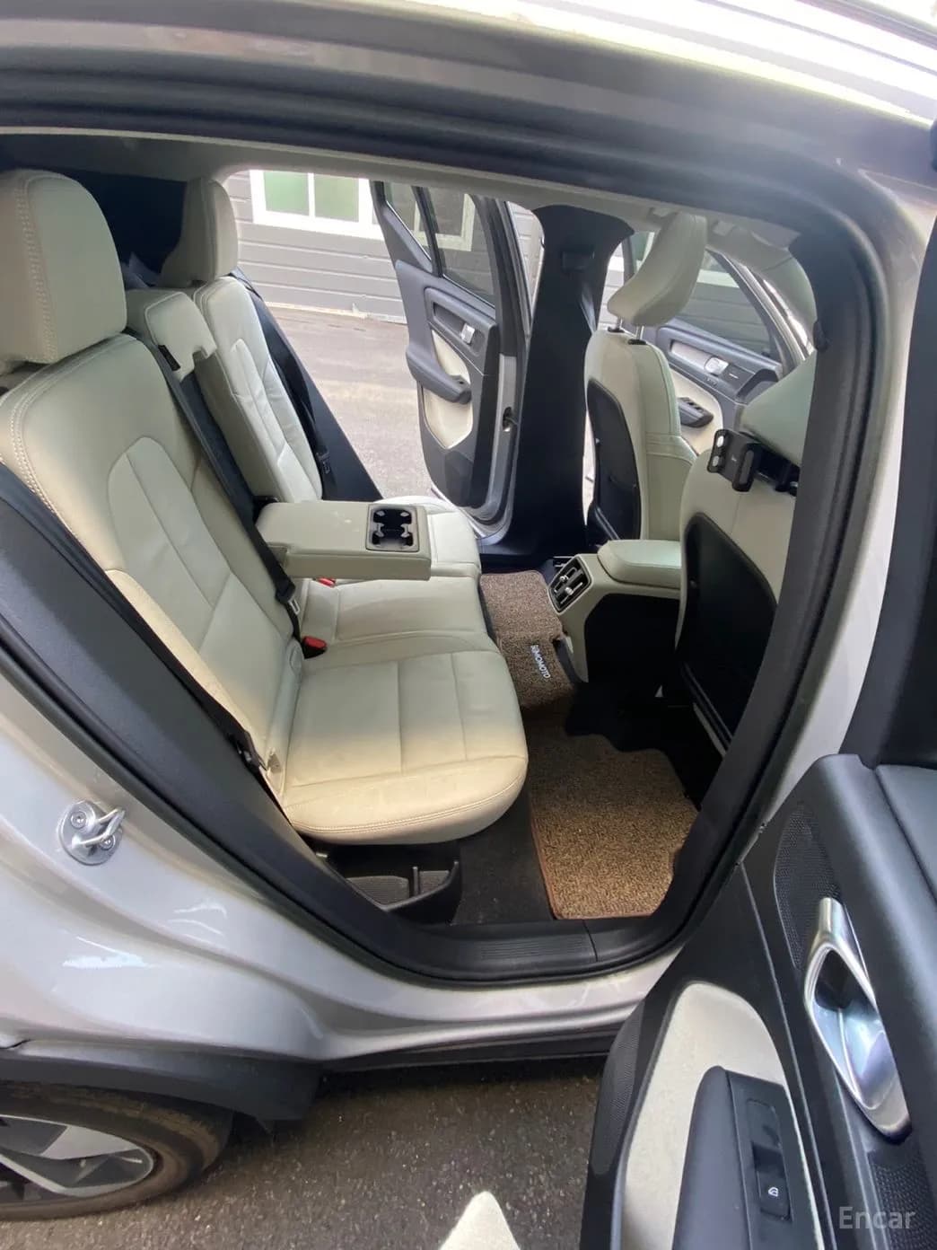 XC40