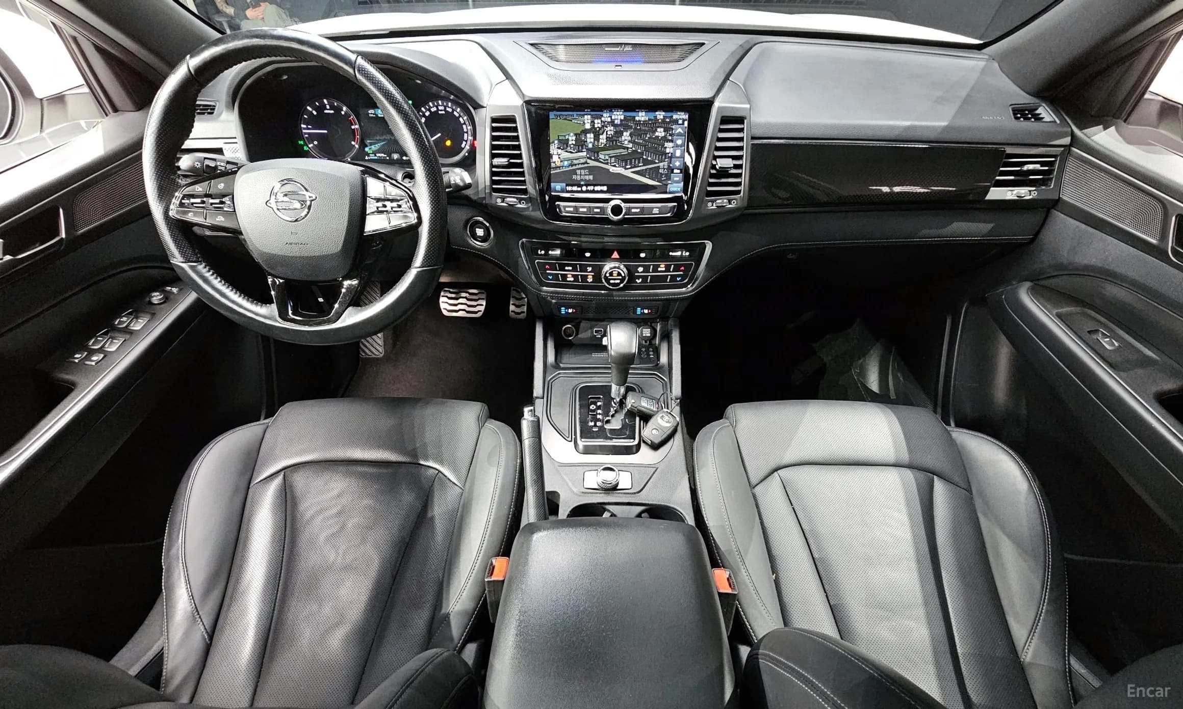 Rexton Sports Khan