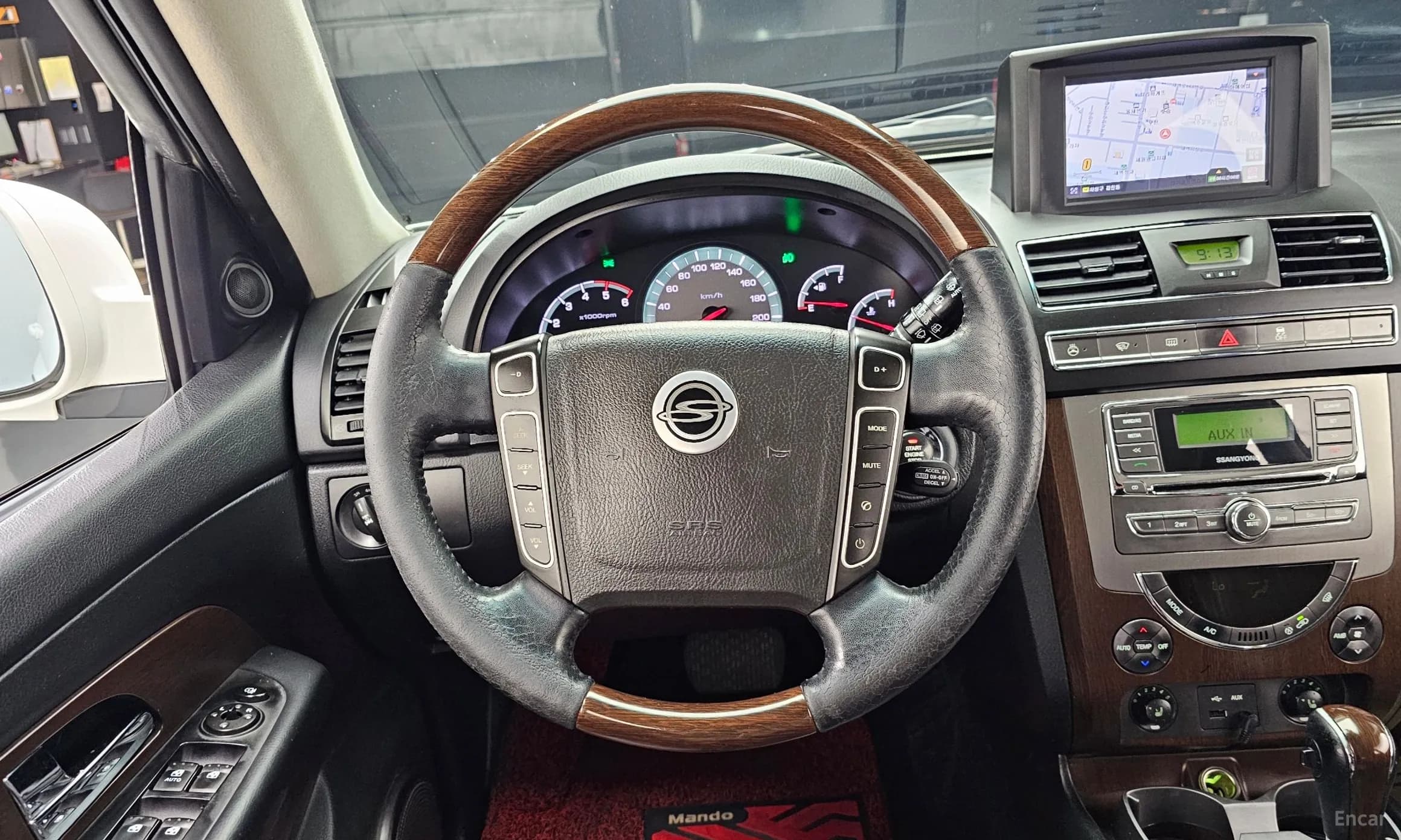 Rexton W