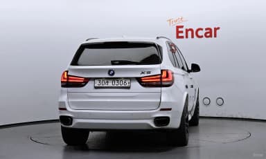 X5 (F15)