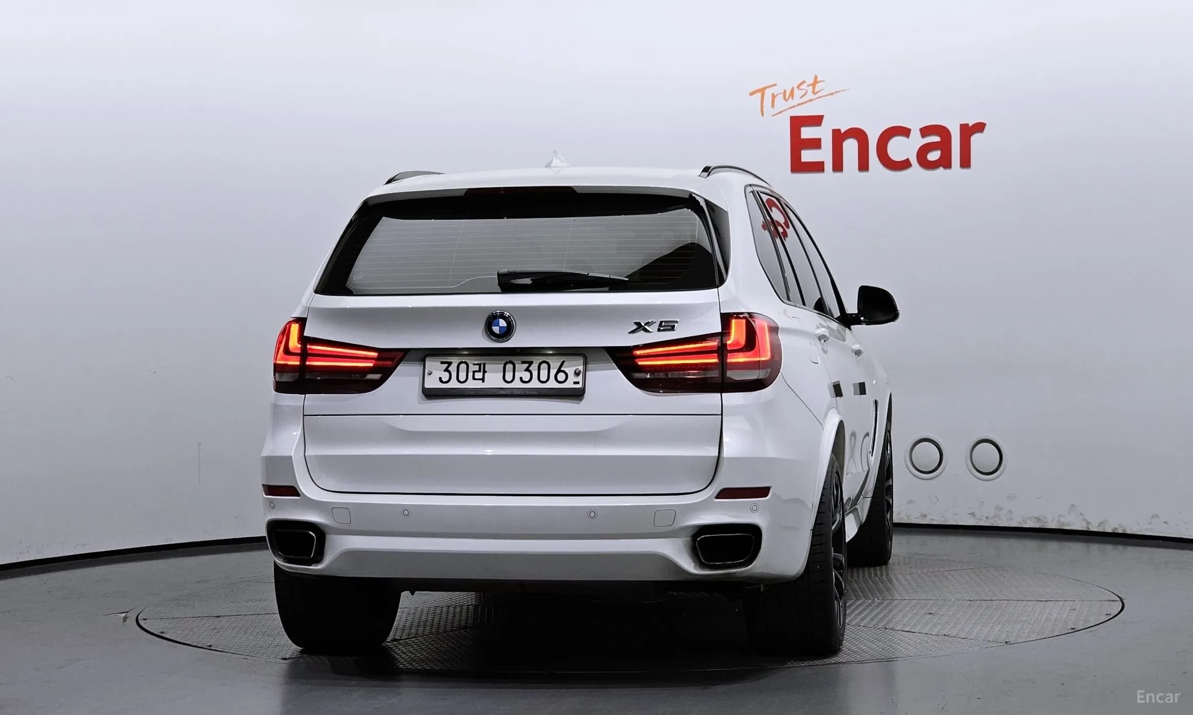 X5 (F15)