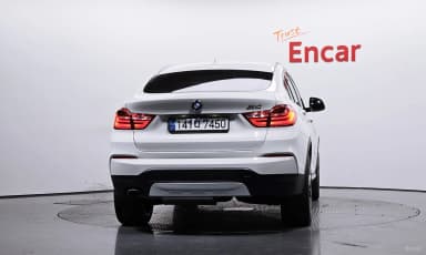 X4 (F26)