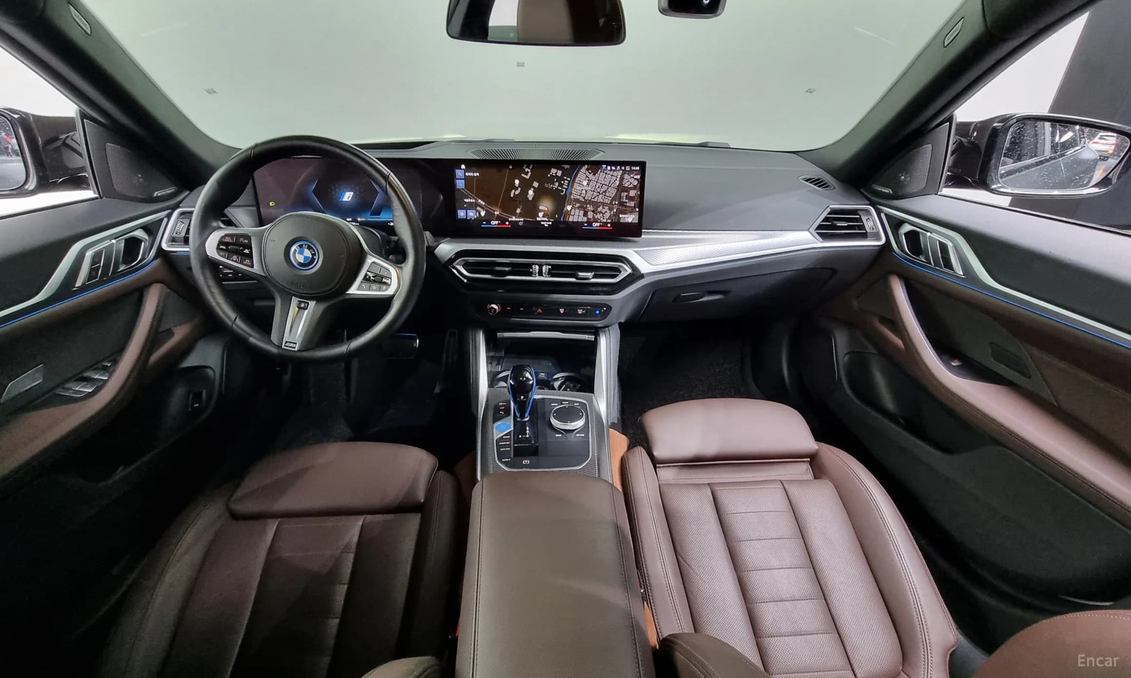 i4