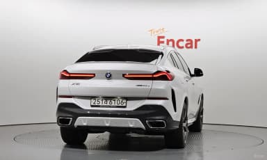 X6 (G06)