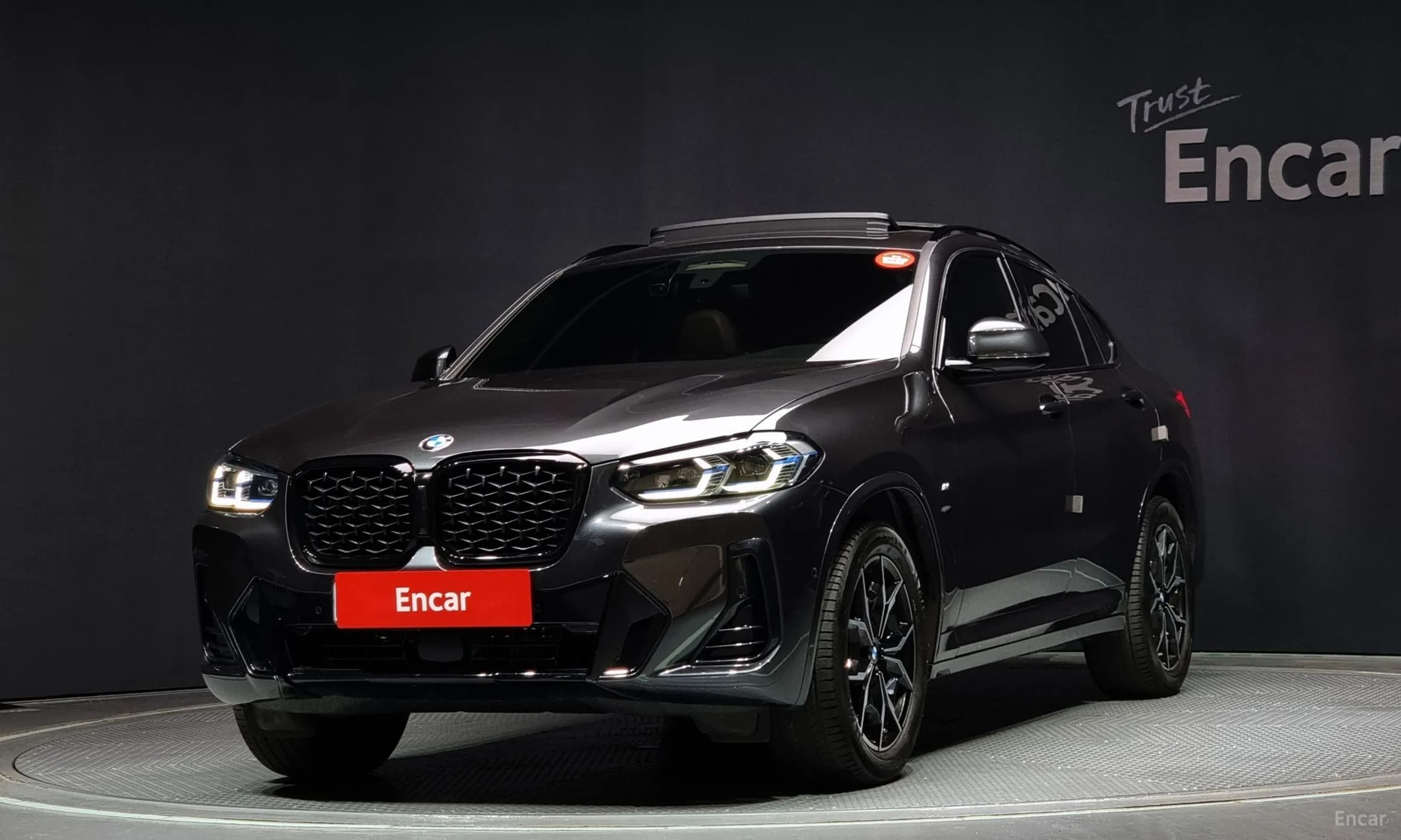X4 (G02)