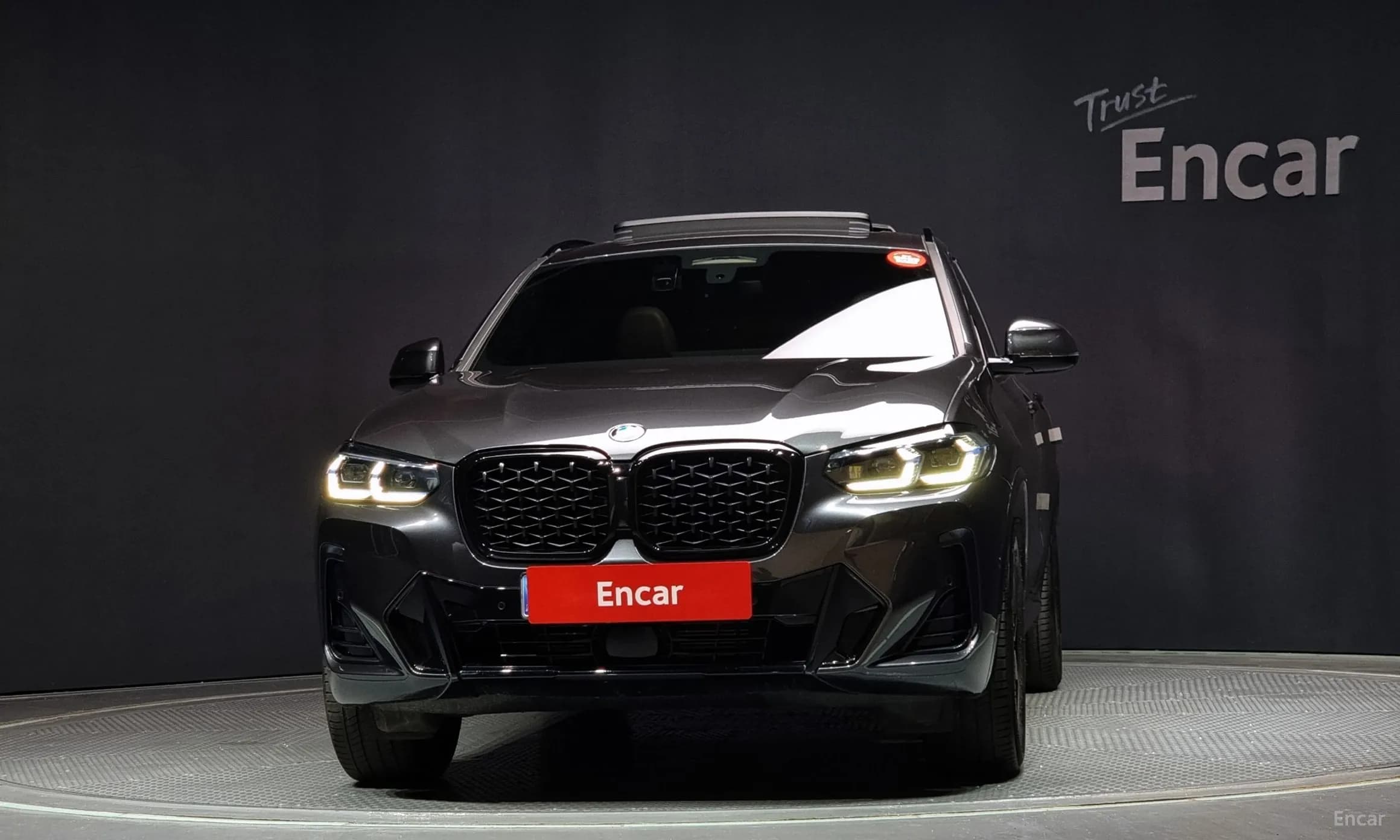 X4 (G02)
