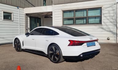e-tron GT