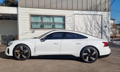 e-tron GT