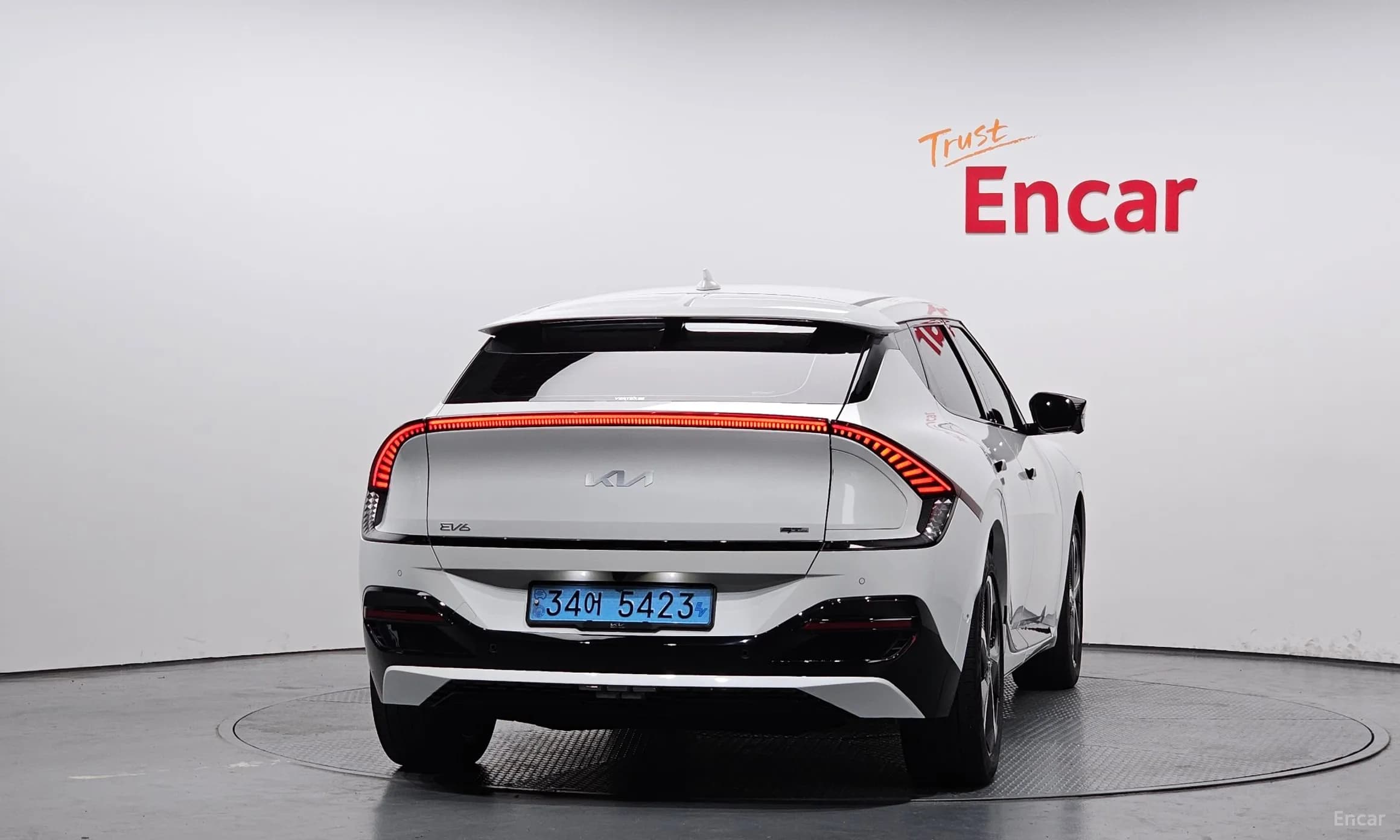 EV6