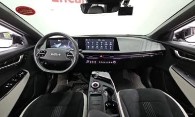 EV6