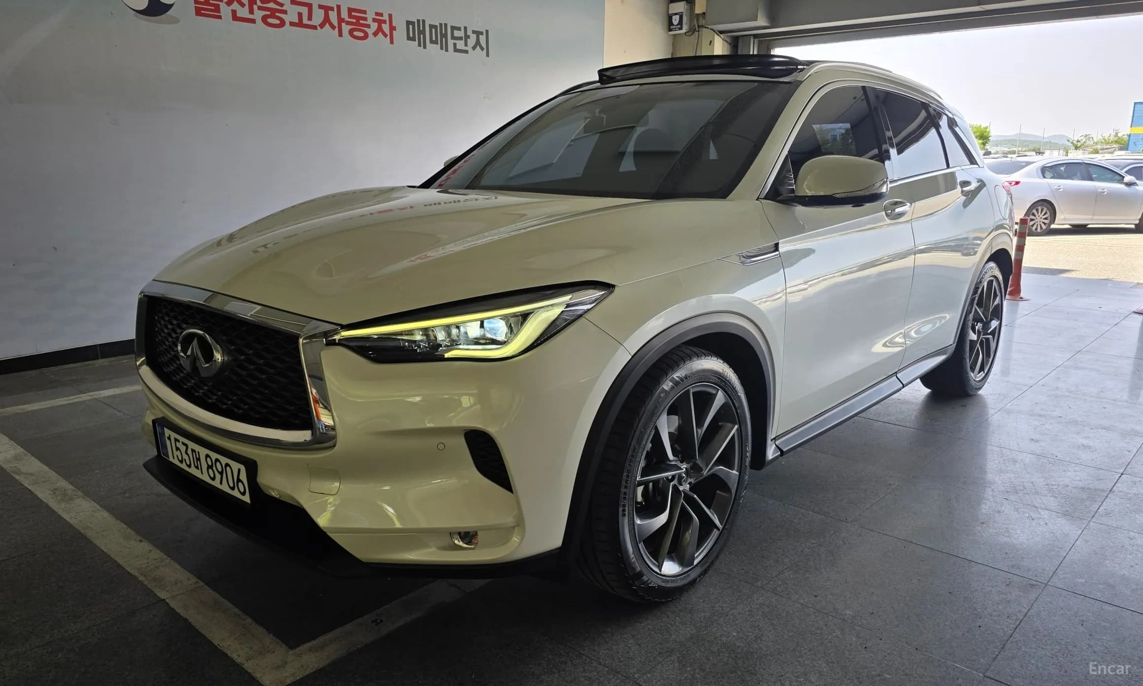 QX50 (P71A)