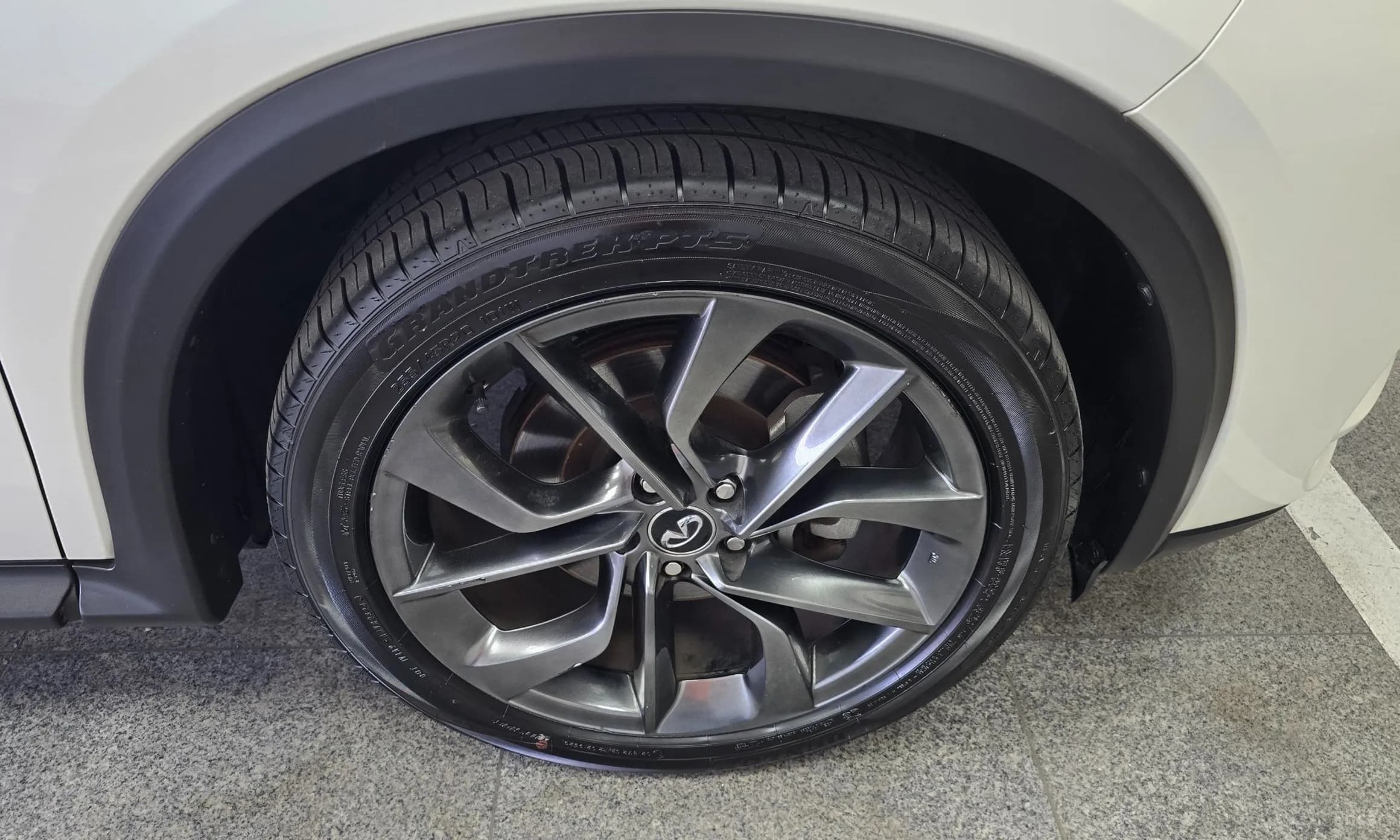 QX50 (P71A)