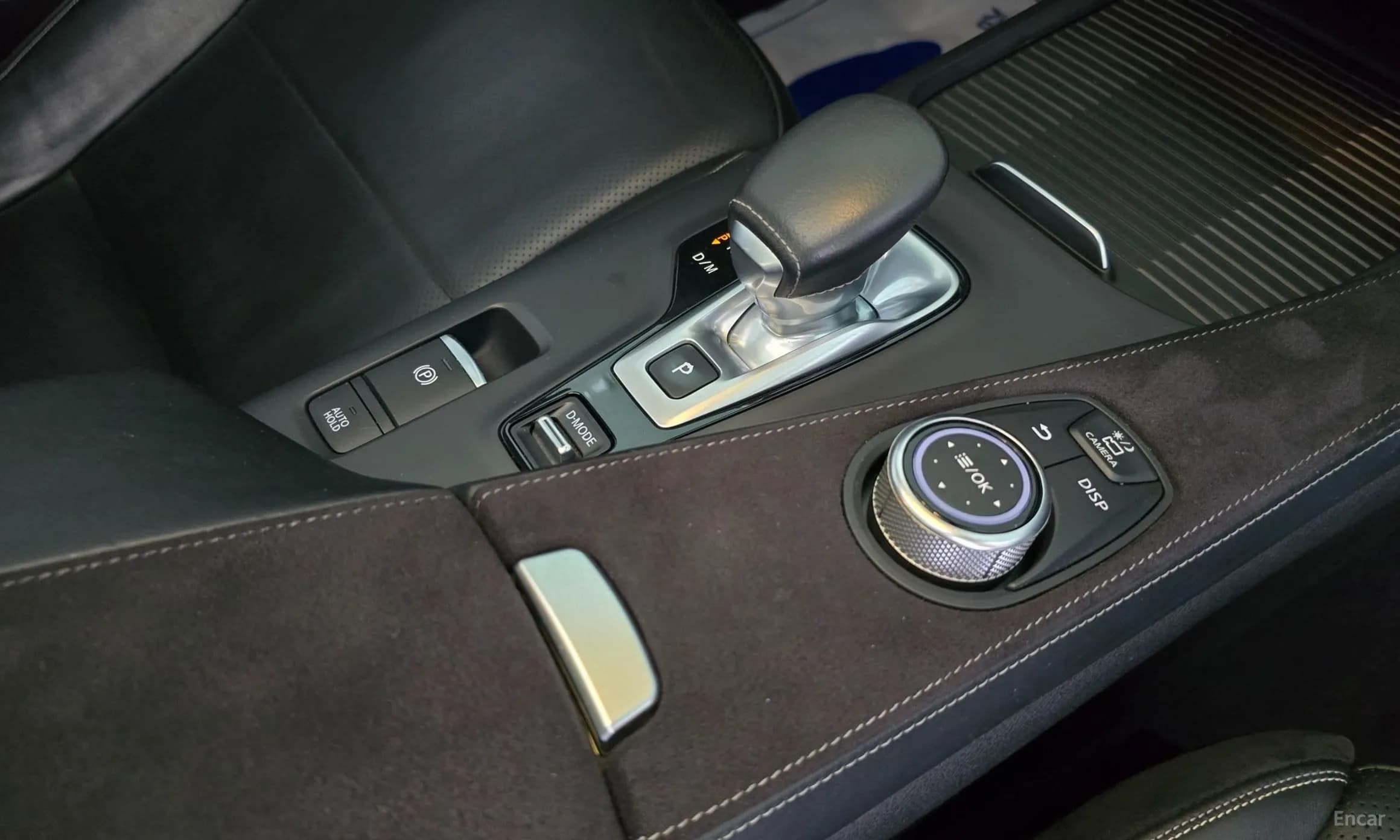 QX50 (P71A)