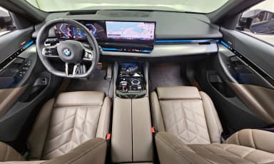 5 Series (G60)