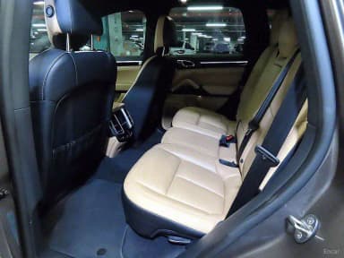 New Cayenne