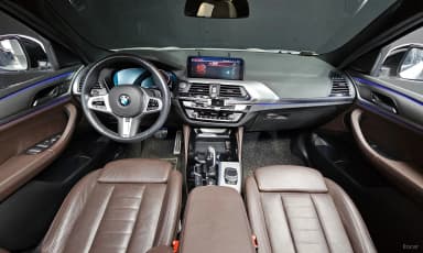 X4 (G02)