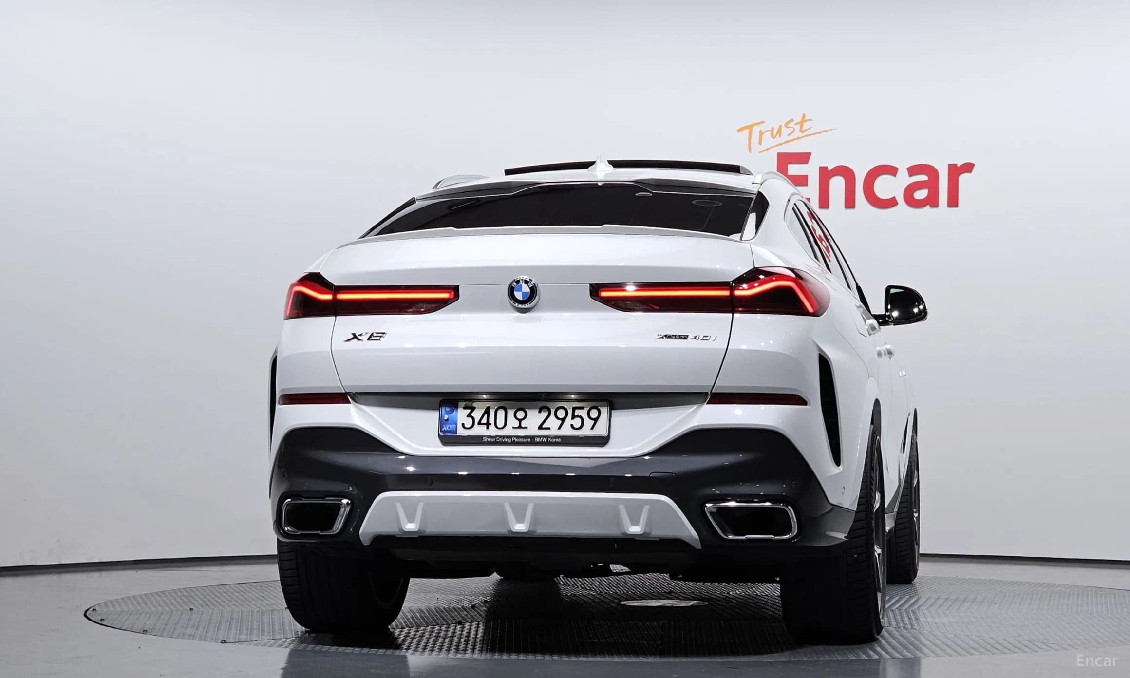 X6 (G06)