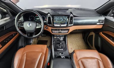 Rexton Sports Khan