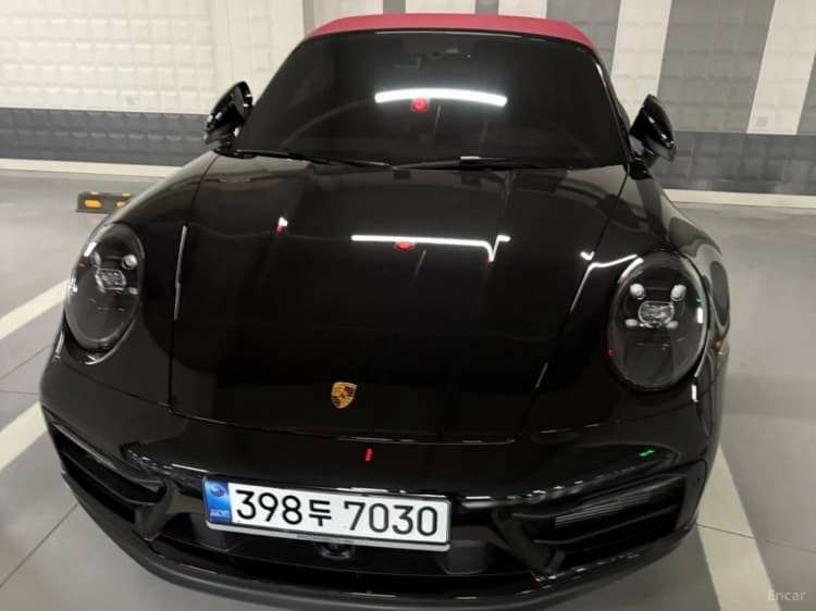 911 (992)