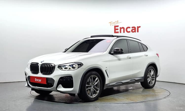 X4 (G02)