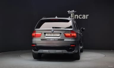 X5 (E70)