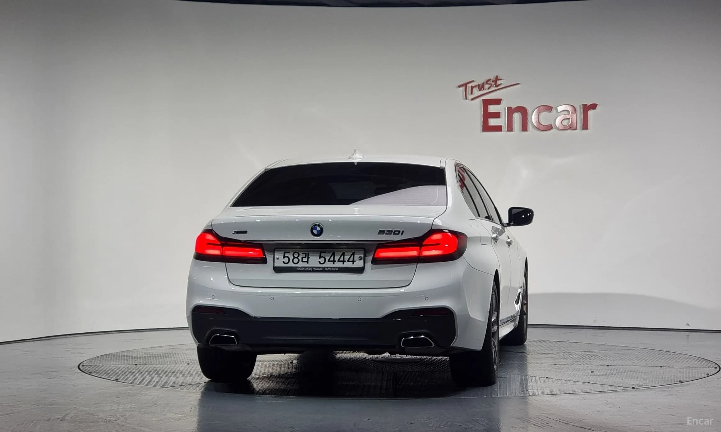 5 Series (G30)