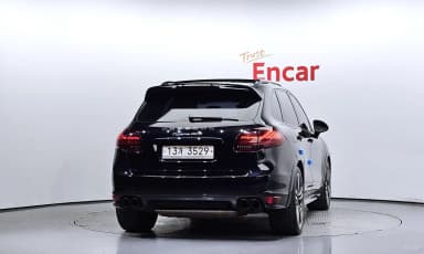 New Cayenne