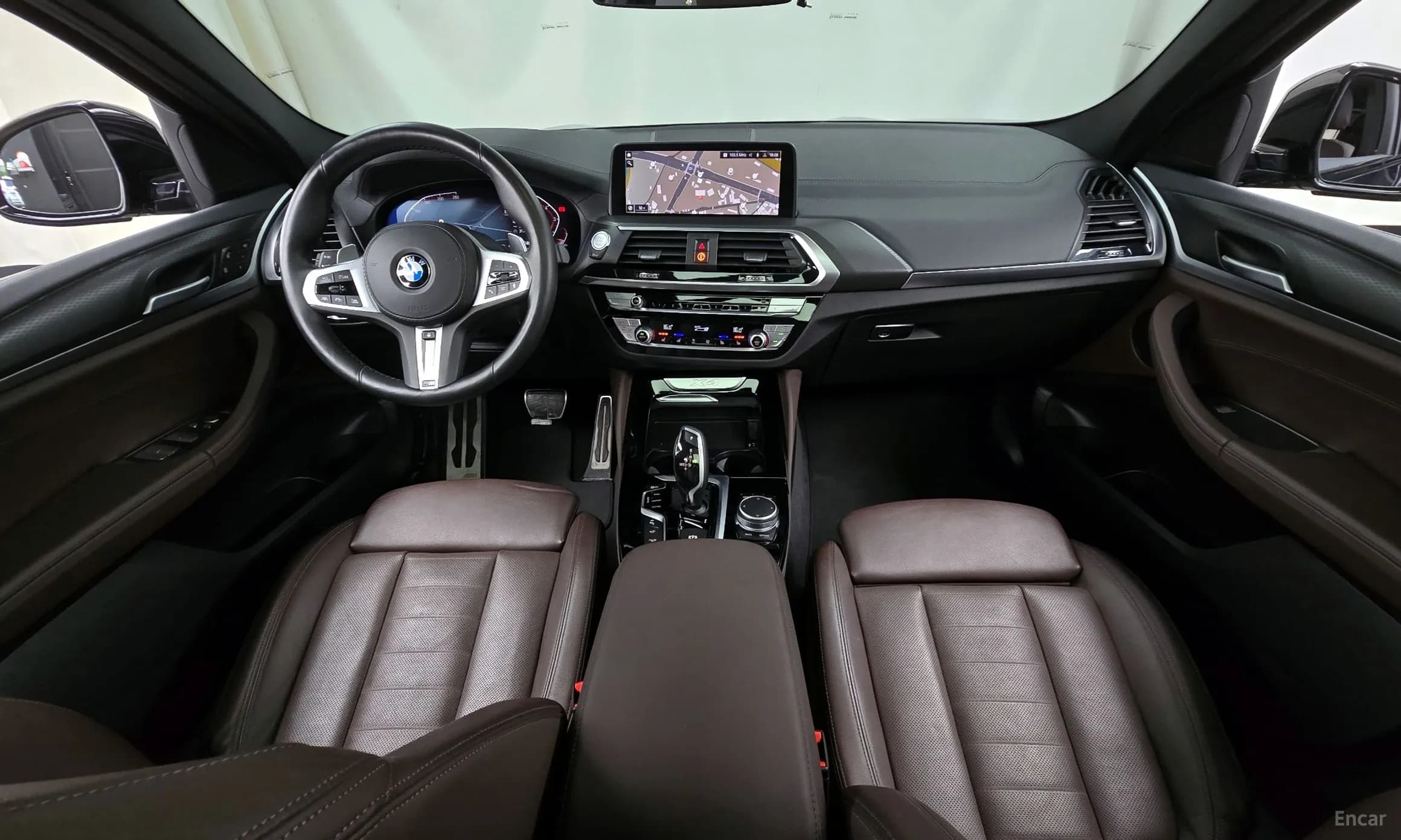 X4 (G02)