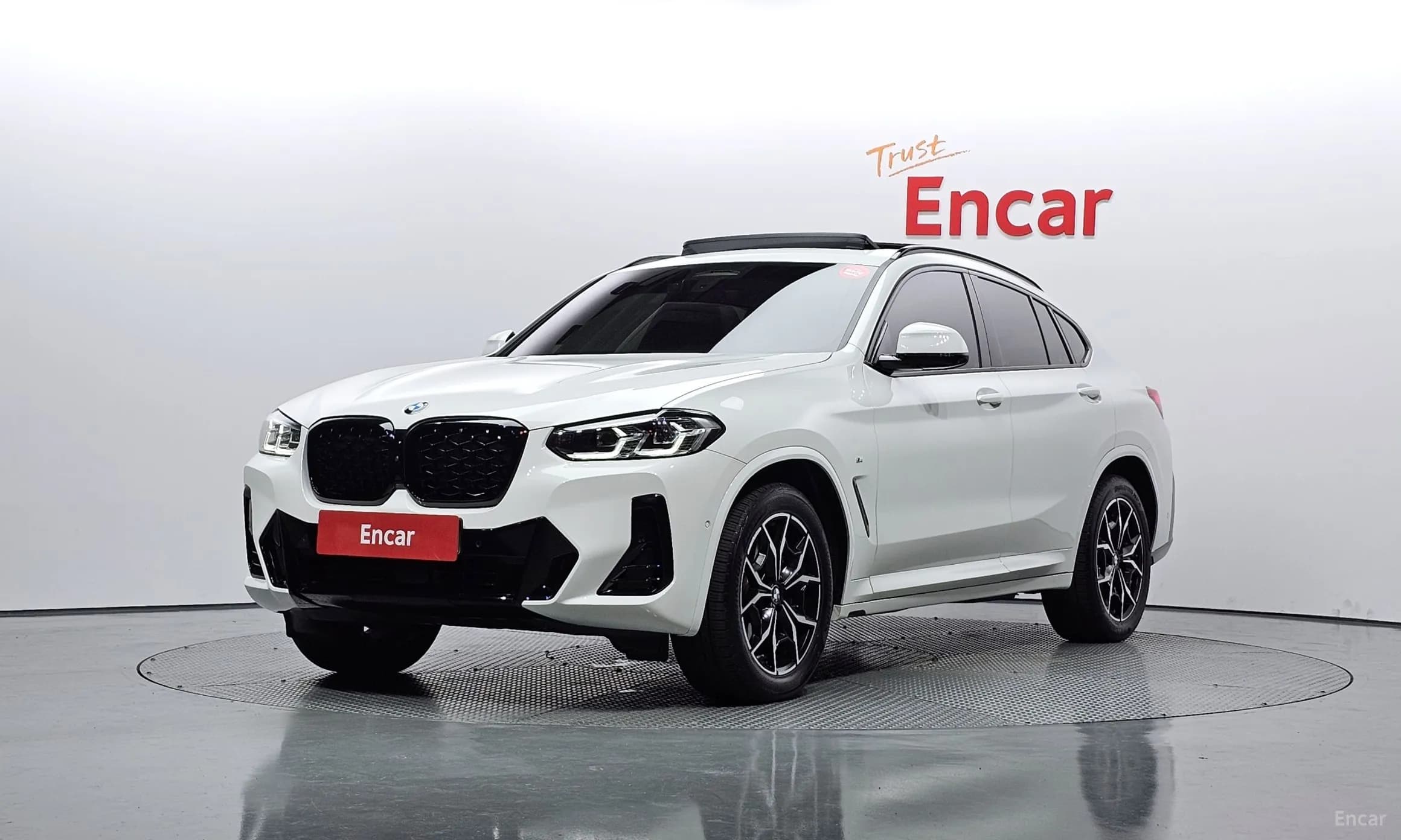 X4 (G02)