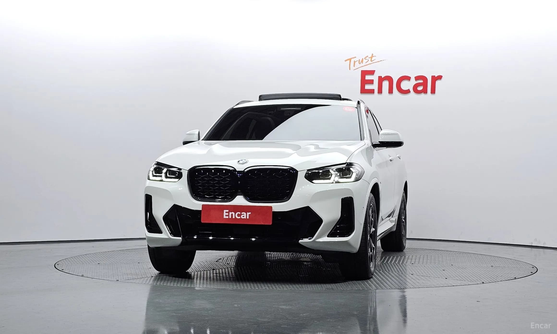 X4 (G02)