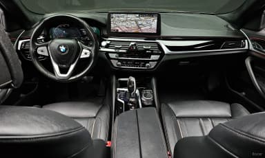 5 Series (G30)