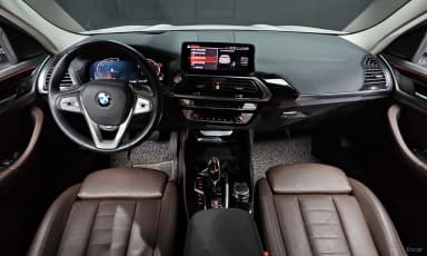 X4 (G02)