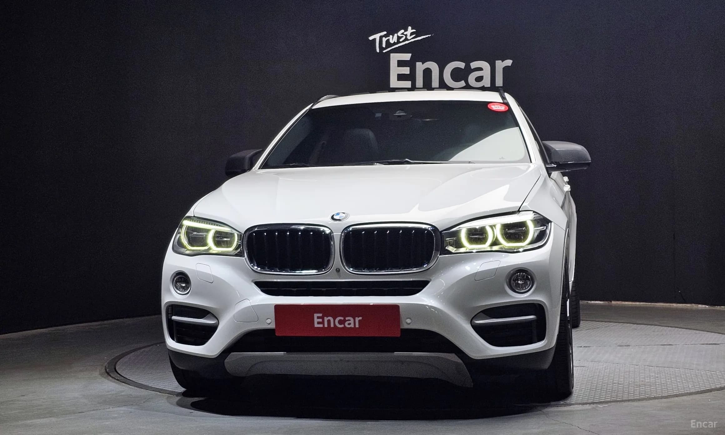 X6 (F16)